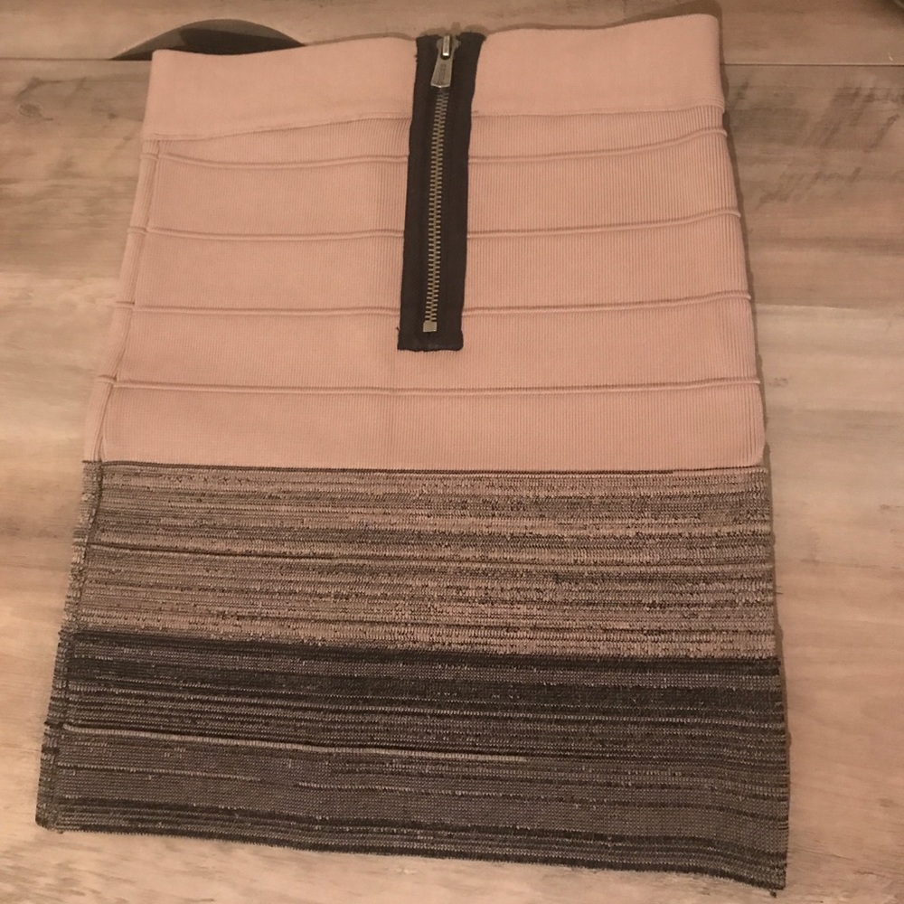 Guess Bandage Brown Black Skirt EUC - Picture 2 of 6
